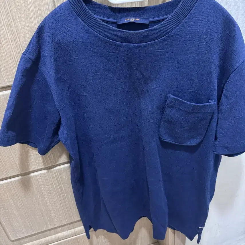 [BUNJANG] Louis Vuitton 3D Pocket Monogram Short Sleeve T-shirt / 루이비통 3d 포켓 모노그램 반팔 티셔츠