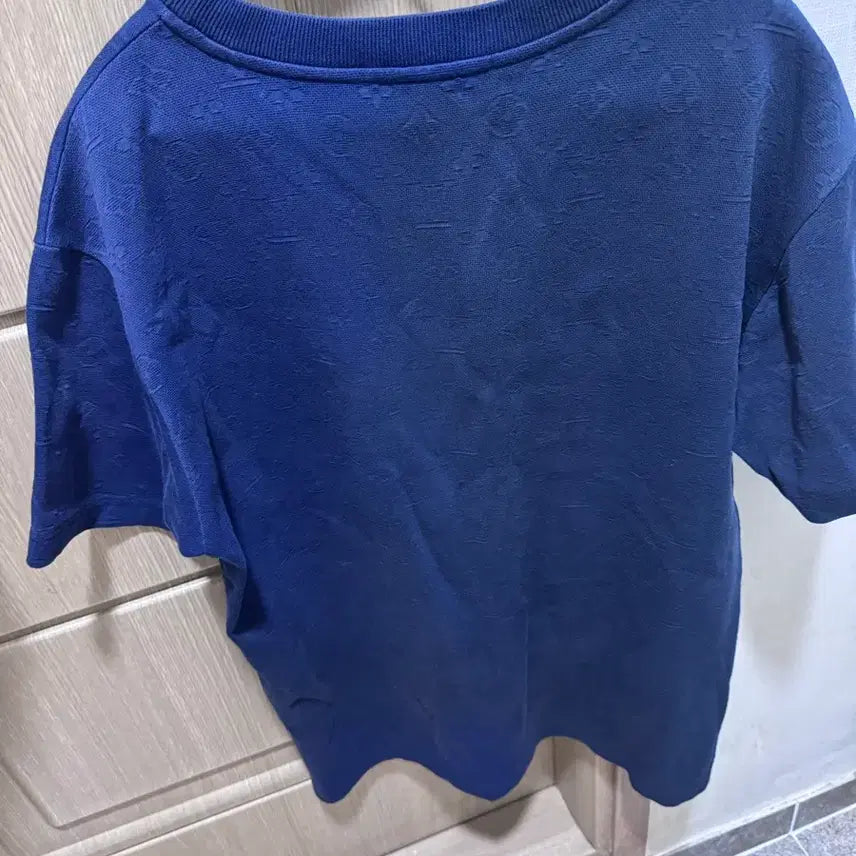 [BUNJANG] Louis Vuitton 3D Pocket Monogram Short Sleeve T-shirt / 루이비통 3d 포켓 모노그램 반팔 티셔츠