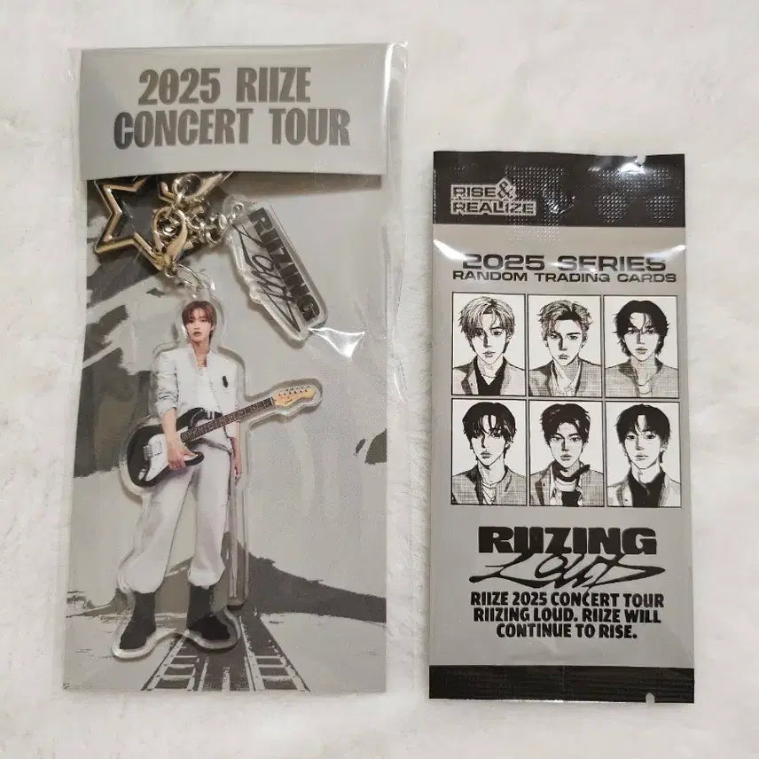 [BUNJANG] RIIZE Wonbin Keyring + Photocard Bundle Set / 라이즈 라이징라우드 원빈 키링 미개봉 포토카드 일괄 판매합니다
