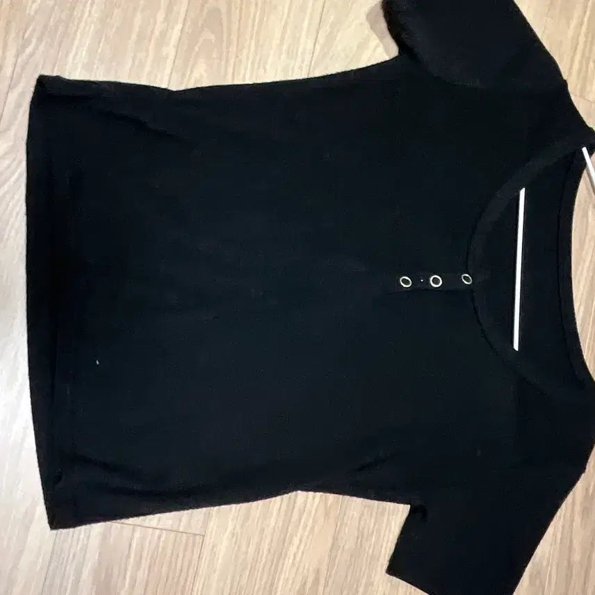 [BUNJANG] Ablie Black Crop Button Up T-Shirt / 블랙 단추 반팔 크롭 티셔츠 반팔 에이블리 옷정리