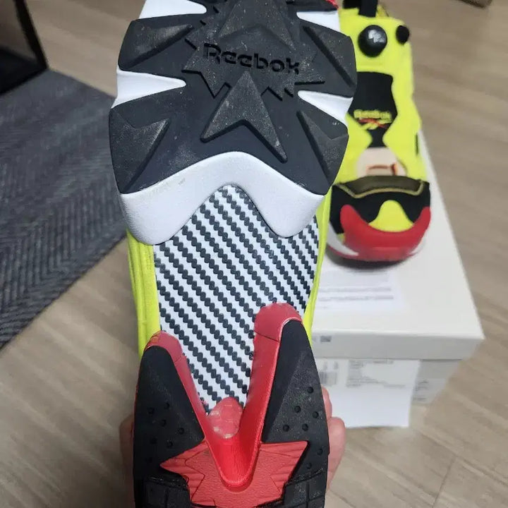 [BUNJANG] Reebok Maison Margiela Project Memory Of Citron / (정품) 리복 x 메종 마르지엘라 프로젝트 메모리 오브 시트론 270