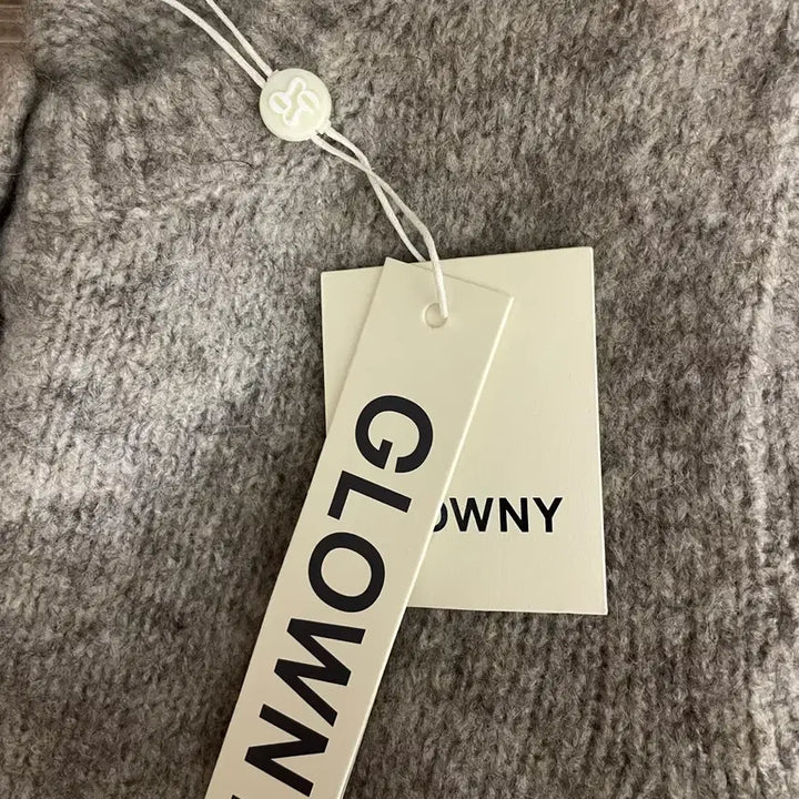 [BUNJANG] Glowny Malone Oatmeal Knit Cardigan / 글로니 말론 malone 니트 가디건 오트밀