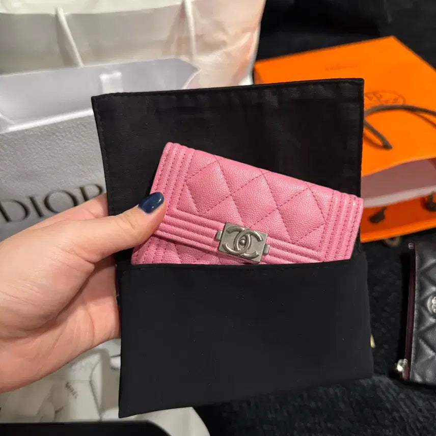 [BUNJANG] Chanel Boy Flap Card Wallet Pink / 샤넬 보이 플랩 카드지갑 핑크(번개케어완료)
