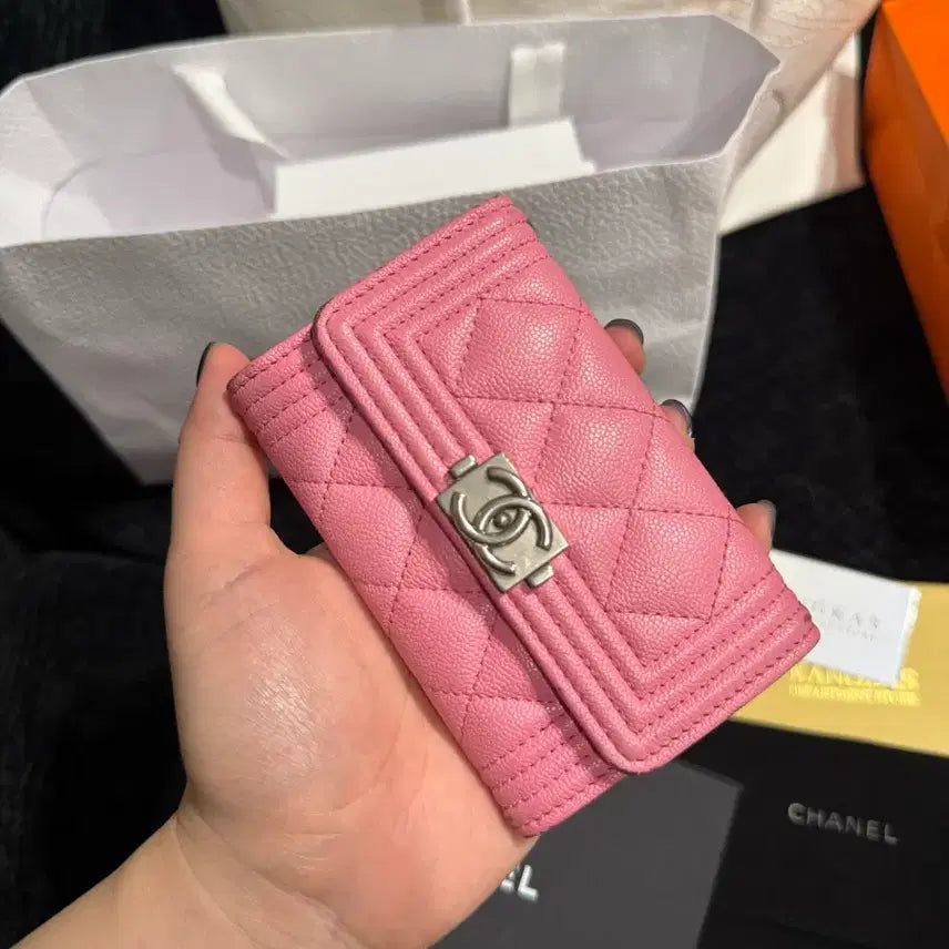 [BUNJANG] Chanel Boy Flap Card Wallet Pink / 샤넬 보이 플랩 카드지갑 핑크(번개케어완료)
