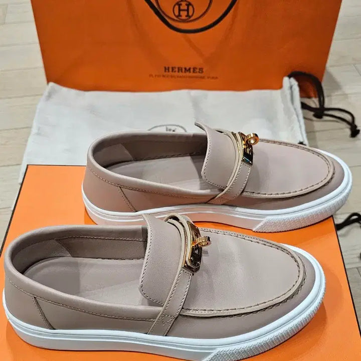 [BUNJANG] Game Slip-on Sneakers / Game 슬립온 스니커즈