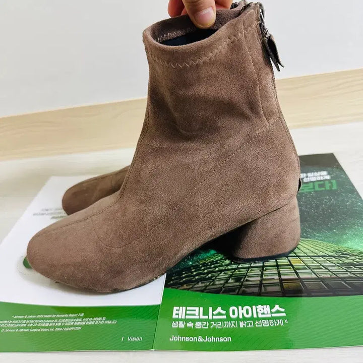 [BUNJANG] Suede Ankle Boots / 부츠