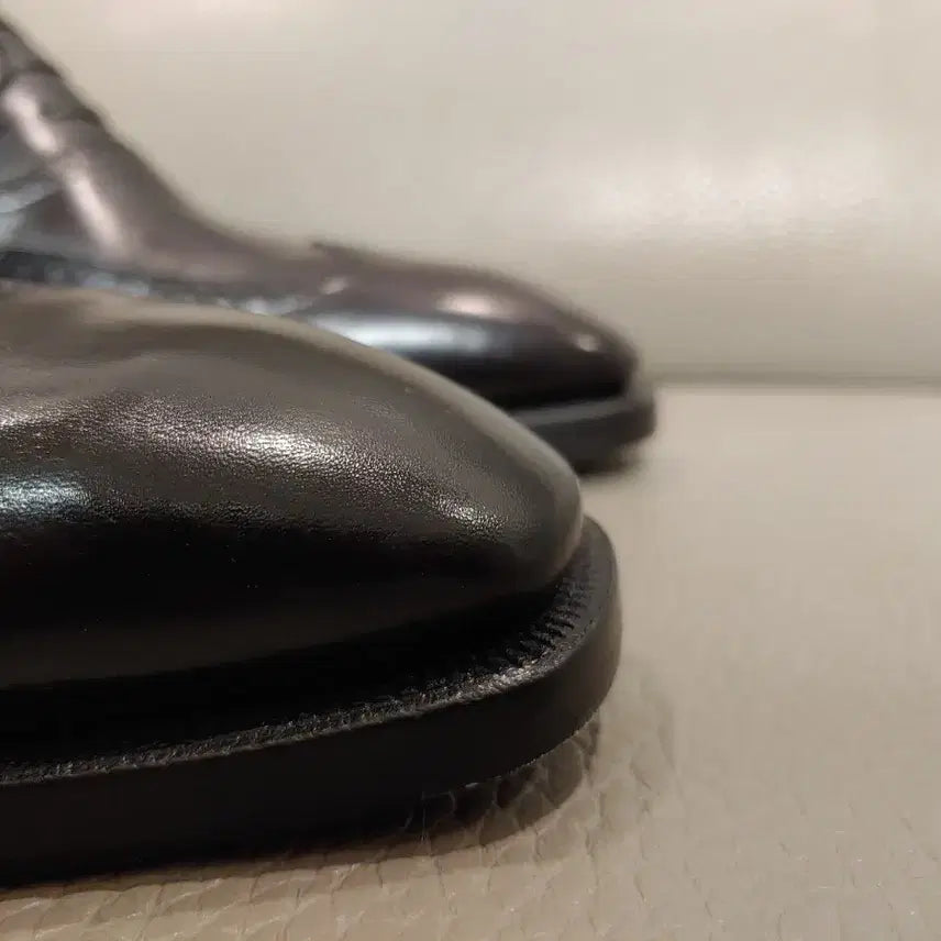 [BUNJANG] Ricardo Bestetti Wingtip Shoes / 리카르도 베스테티 윙팁 구두