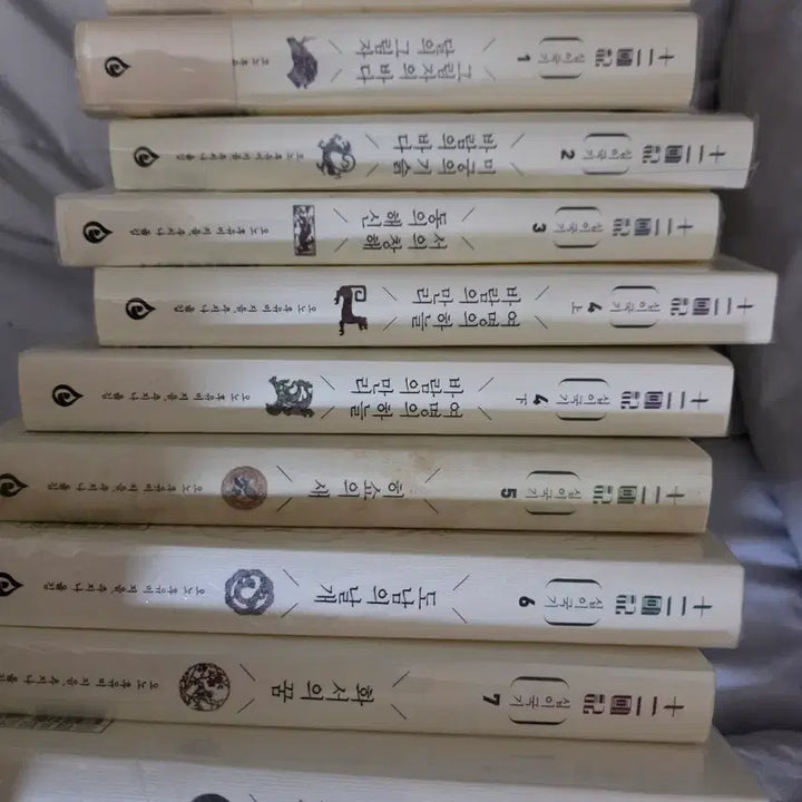 [BUNJANG] Juuni Kokki Novel Limited Edition 10-Volume Set / 최상급 십이국기 한정 책갈피포함 소설 10권세트 소장용 초판 (0-8권)