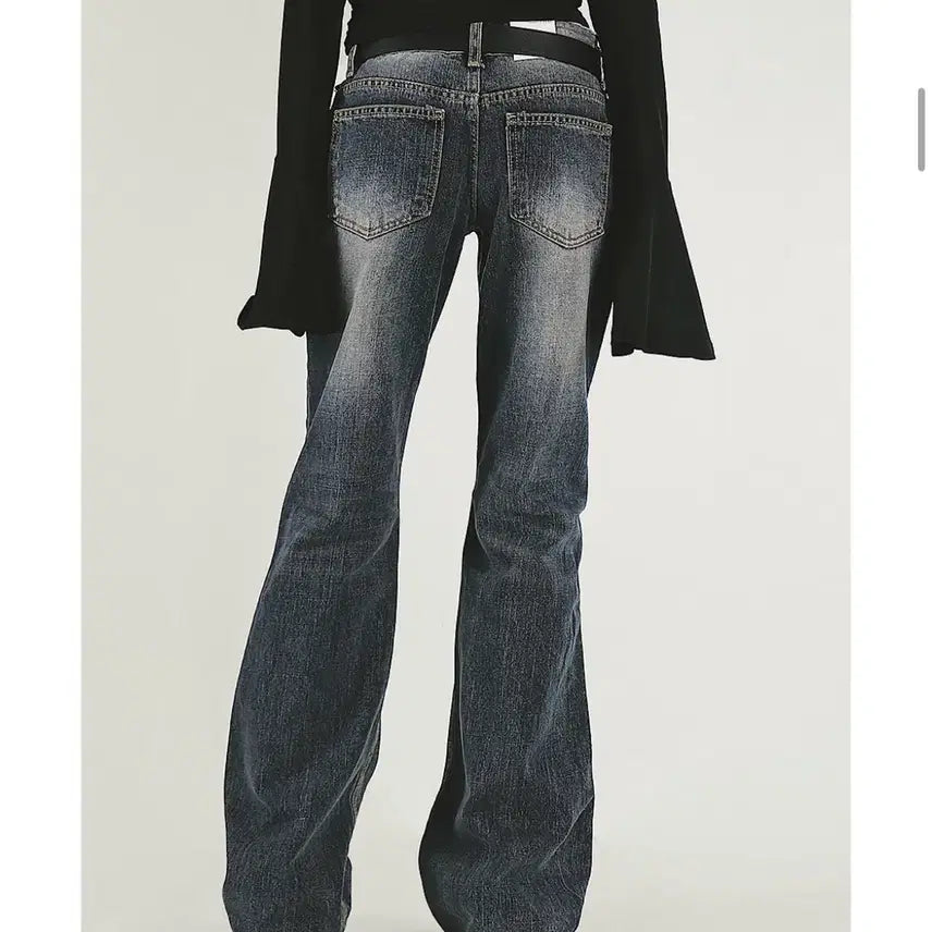 [BUNJANG] Sikwon Low Waist Dark Wash Slim Bootcut Denim Jeans / 시크원 로우웨스트 진청 슬림 부츠컷 데님진