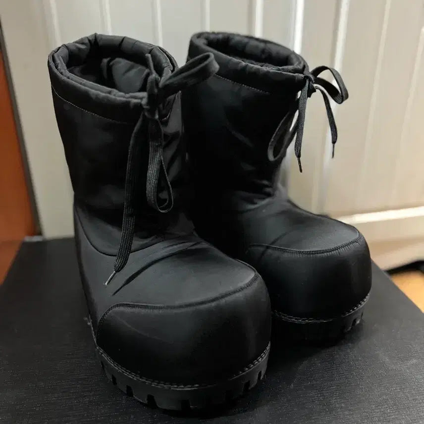 [BUNJANG] Balenciaga Alaska Low Boots / (41-42) 발렌시아가 알래스카 로우 부츠