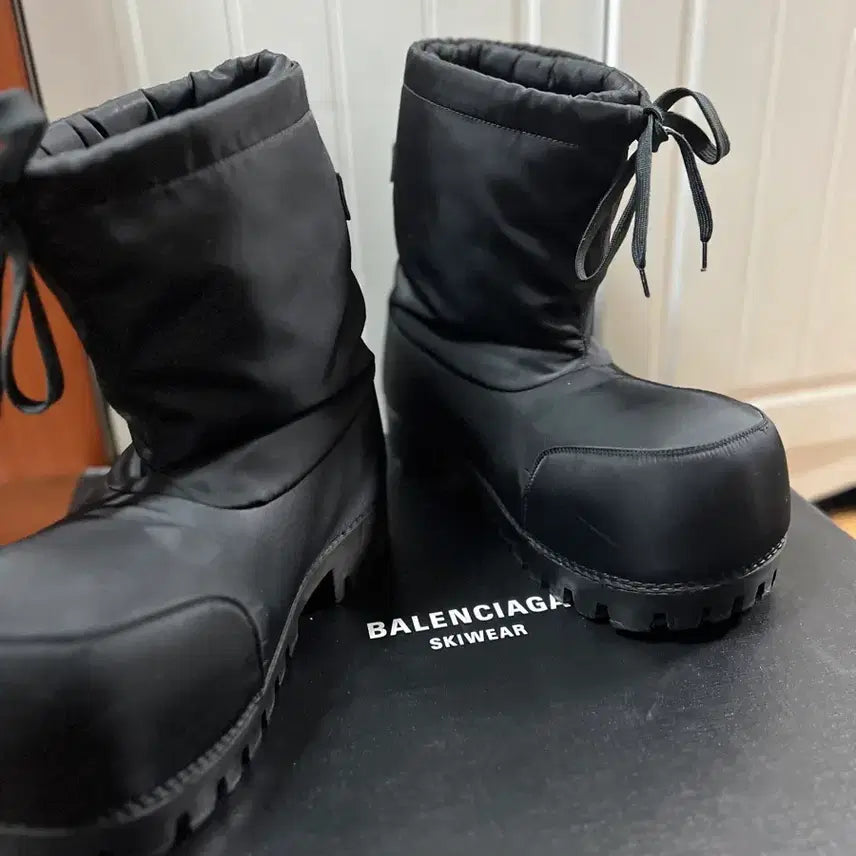 [BUNJANG] Balenciaga Alaska Low Boots / (41-42) 발렌시아가 알래스카 로우 부츠