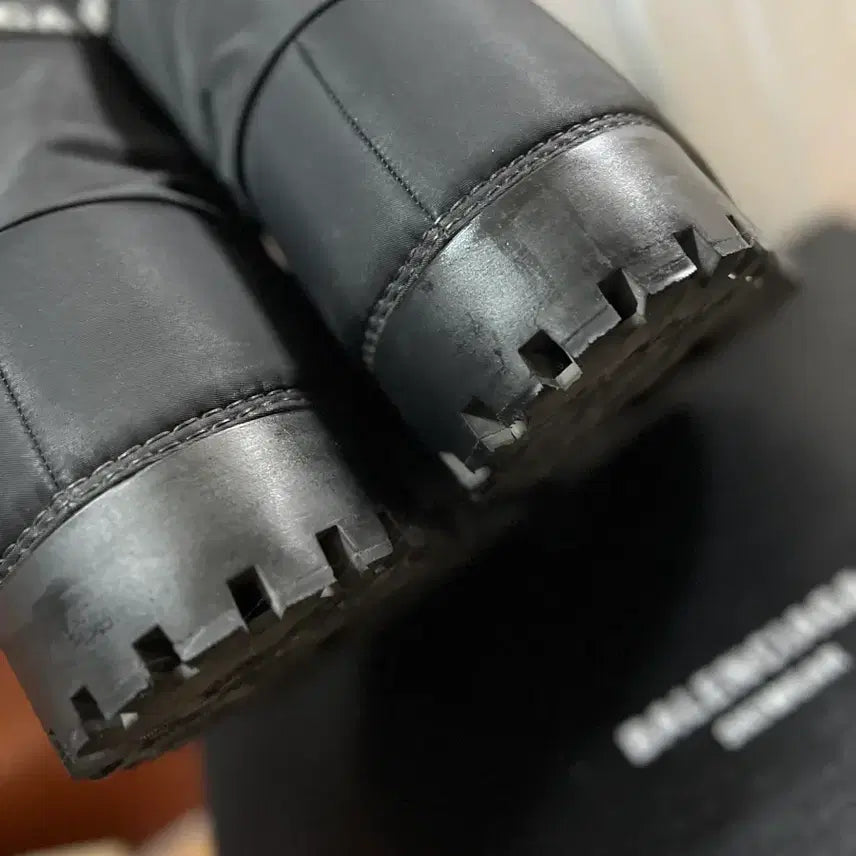 [BUNJANG] Balenciaga Alaska Low Boots / (41-42) 발렌시아가 알래스카 로우 부츠
