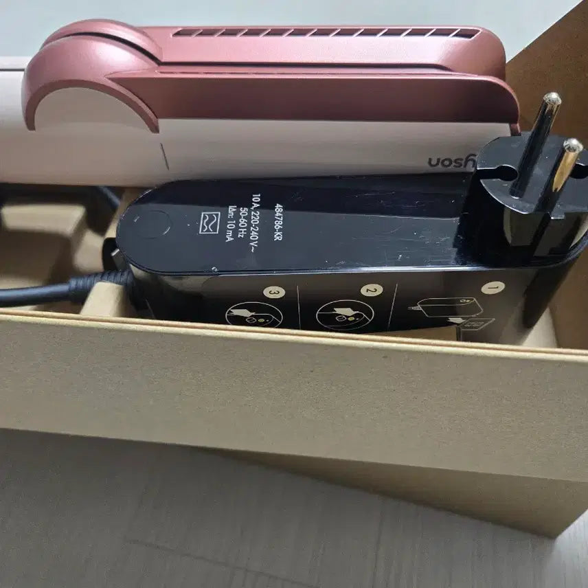 [BUNJANG] Dyson AirStrait Straightener (Sealed) / 다이슨 에어스트레이트 스트레이너 (새상품)