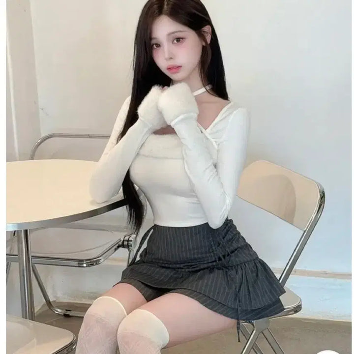 [BUNJANG] (새거) 에이블리 스퀘어넥 퍼 리본 아이보리 니트 긴팔 티 / (새거) 에이블리 스퀘어넥 퍼 리본 아이보리 니트 긴팔 티