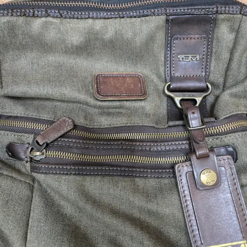 [BUNJANG] TUMI Backpack Khaki / TUMI 투미 백팩 카키색