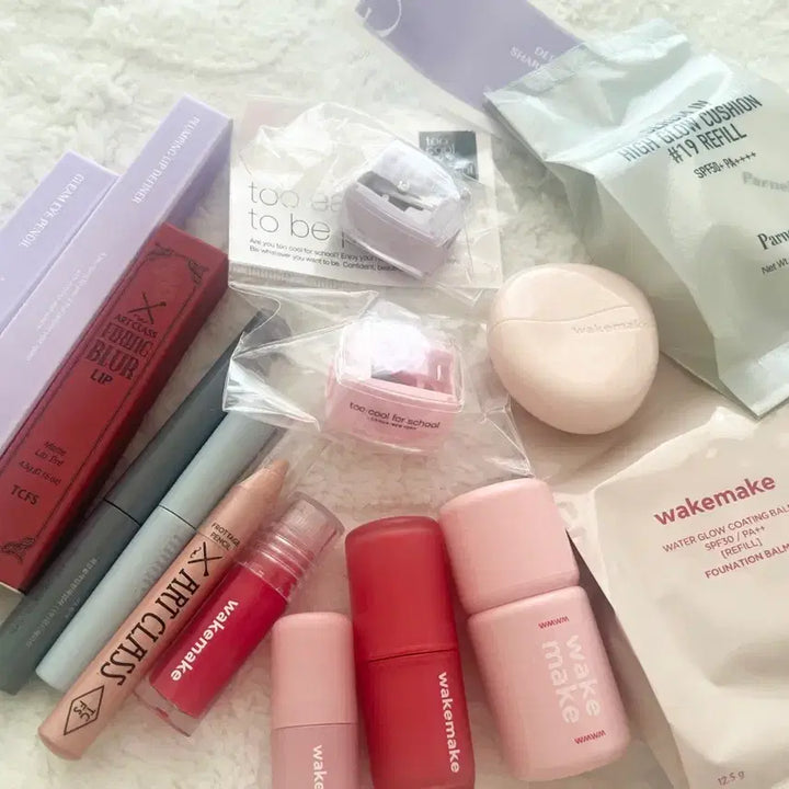 [BUNJANG] Cosmetics Bundle - Cool Tone Makeup / 화장품 일괄판매 쿨톤메이크업 웨이크메이크 블러셔 틴트 투쿨포스쿨 파넬쿠션