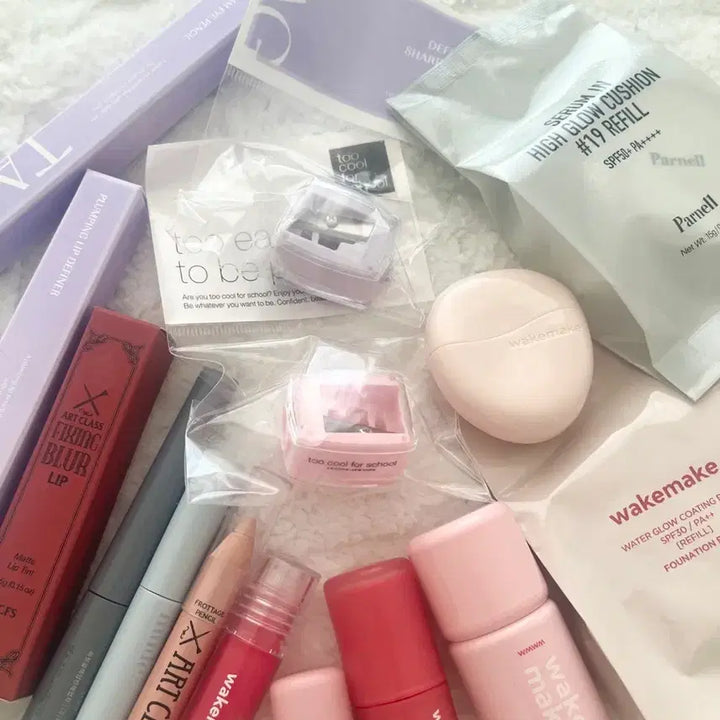 [BUNJANG] Cosmetics Bundle - Cool Tone Makeup / 화장품 일괄판매 쿨톤메이크업 웨이크메이크 블러셔 틴트 투쿨포스쿨 파넬쿠션