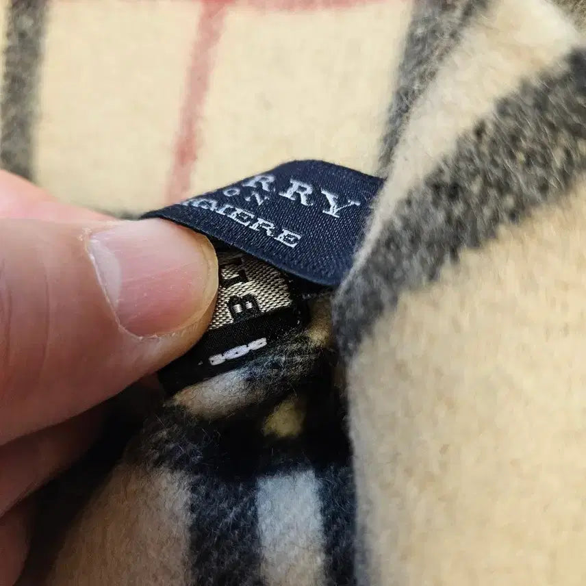 [BUNJANG] Burberry Cashmere Scarf / 버버리 머플러 목도리 캐시미어 정품