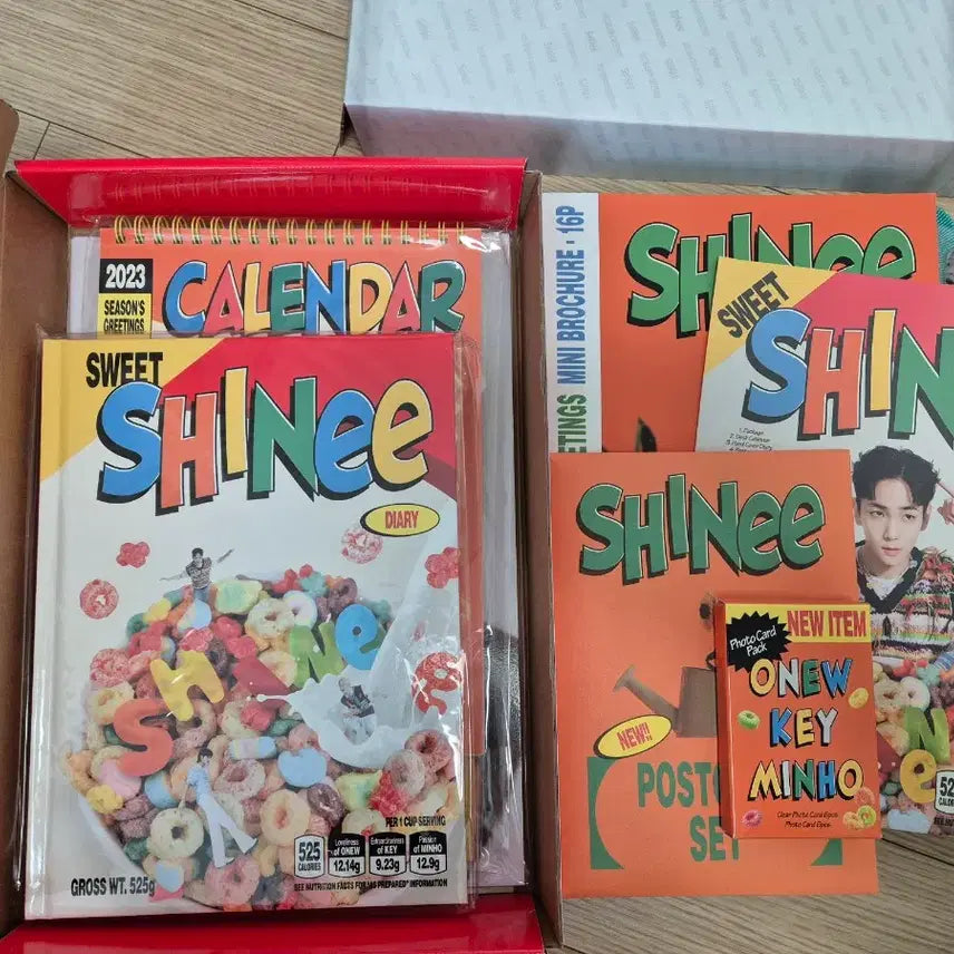 샤이니 2023 시즌그리팅(포카 포함)