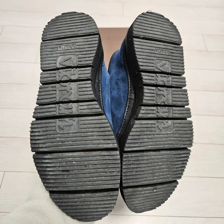 [BUNJANG] Buttero Suede Sneakers 260 / 부테로 스니커즈 부츠 스웨이드 260 커먼프로젝트