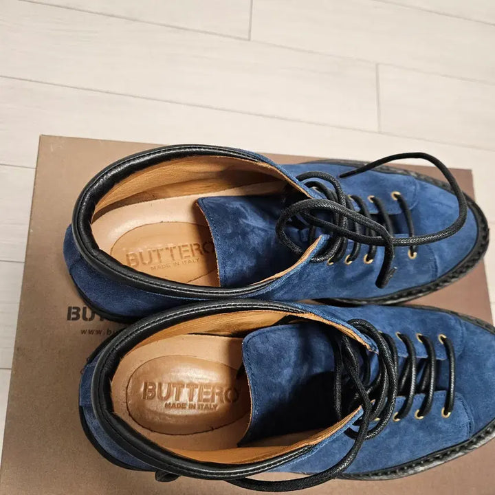 [BUNJANG] Buttero Suede Sneakers 260 / 부테로 스니커즈 부츠 스웨이드 260 커먼프로젝트