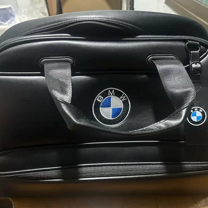 [BUNJANG] BMW Boston Bag (Unused) / BMW 보스턴백 (미사용품)