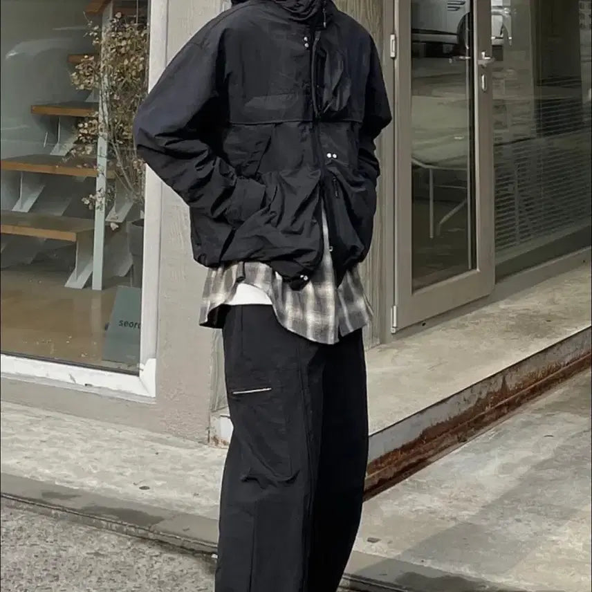 [BUNJANG] Roaringrad Utility Windbreaker Black / 로어링라드 유틸리티 윈드 브레이커 블랙