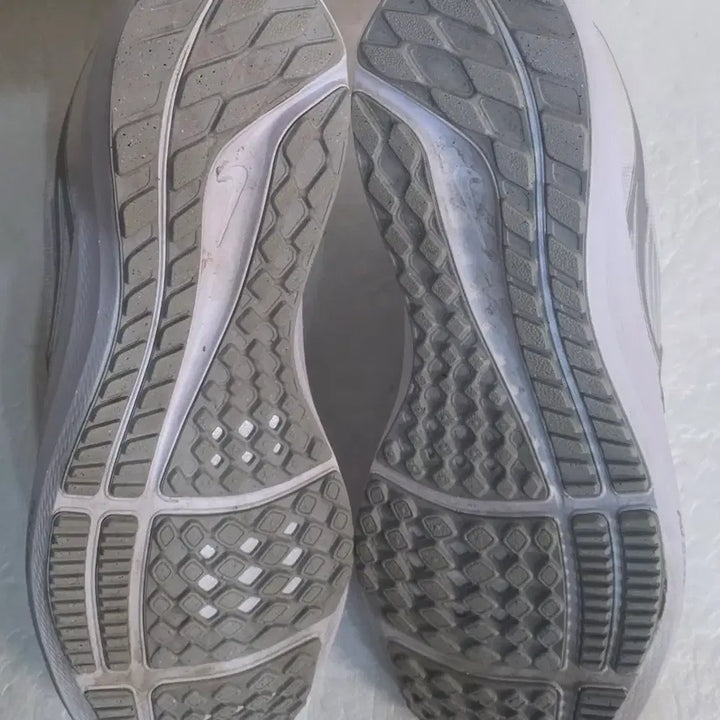 [BUNJANG] Nike Air Zoom Pegasus 39 Running Shoes / [245] 나이키 에어줌 페가수스39 화이트퓨어플래티넘ㅡ단종매물,최저가