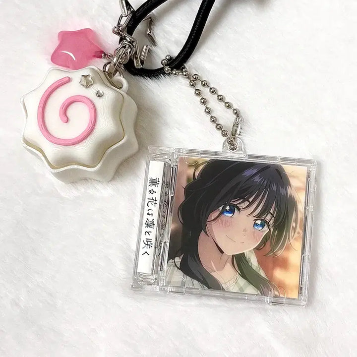 [BUNJANG] Fragrant Flowers Bloom Valiantly Acrylic NFC Keyring / [향기로운 꽃은 늠름하게 핀다] NFC 와구리 ver.1  아크릴 키링