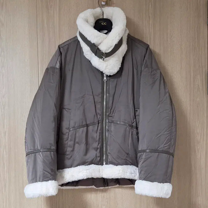 [BUNJANG] Buckaroo Down Jacket / 버커루 무스탕 다운점퍼자켓