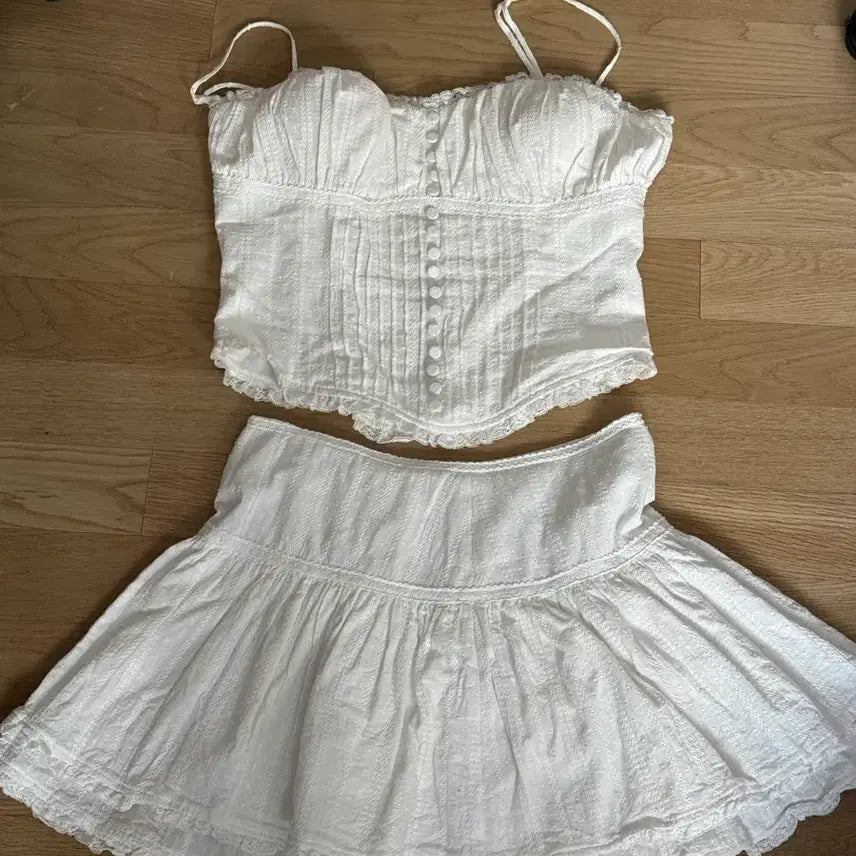 [BUNJANG] Labelle Blanc Antique Frill Set Up / 라벨르블랑 앤티크 프릴 셋업