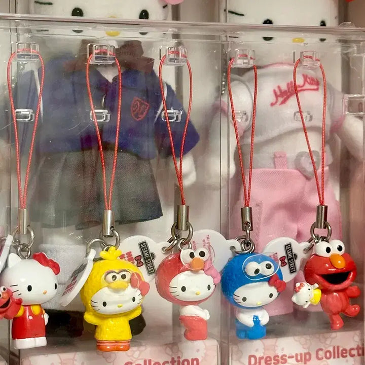 [BUNJANG] Takara Tomy Arts Hello Kitty Sesame Street Collaboration Strap Set / 헬로키티 세서미 스트릿 콜라보 스트랩 세트 타카라토미아츠 고전키티스트랩