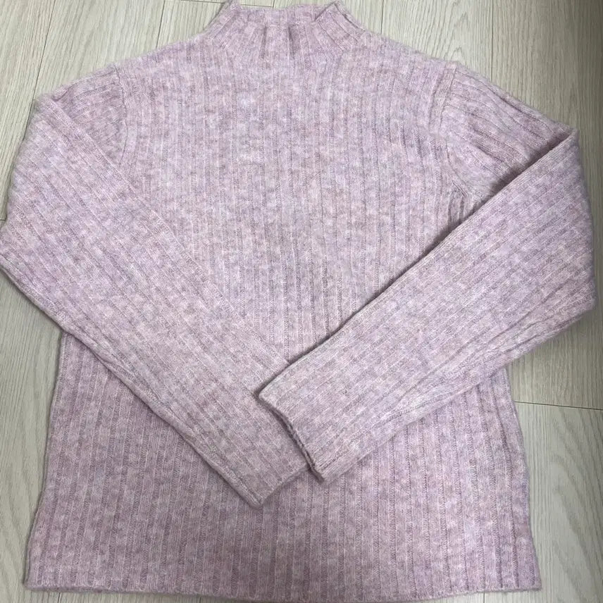 [BUNJANG] Uniqlo Pink Ribbed Knit Sweater / 유니클로 솜사탕 핑크 반목 니트
