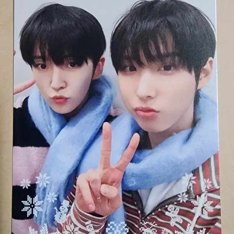 킥플립 동현&주왕 유닛 포카