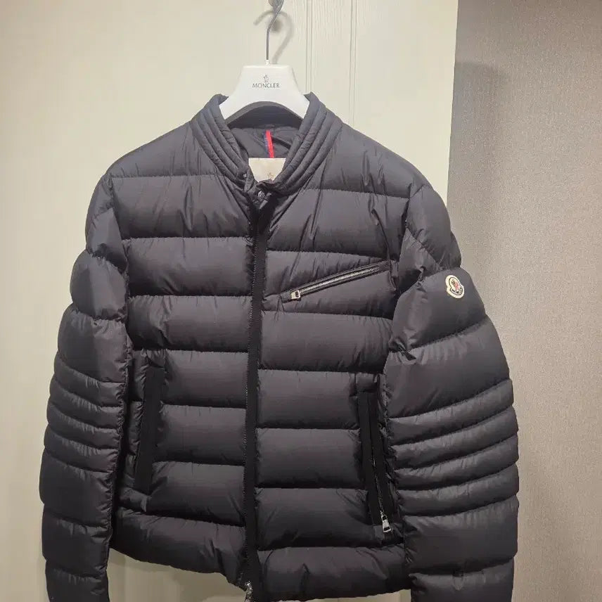 [BUNJANG] Moncler Suilre Padded Jacket / 몽클레어 수이레 패딩 1회 착용