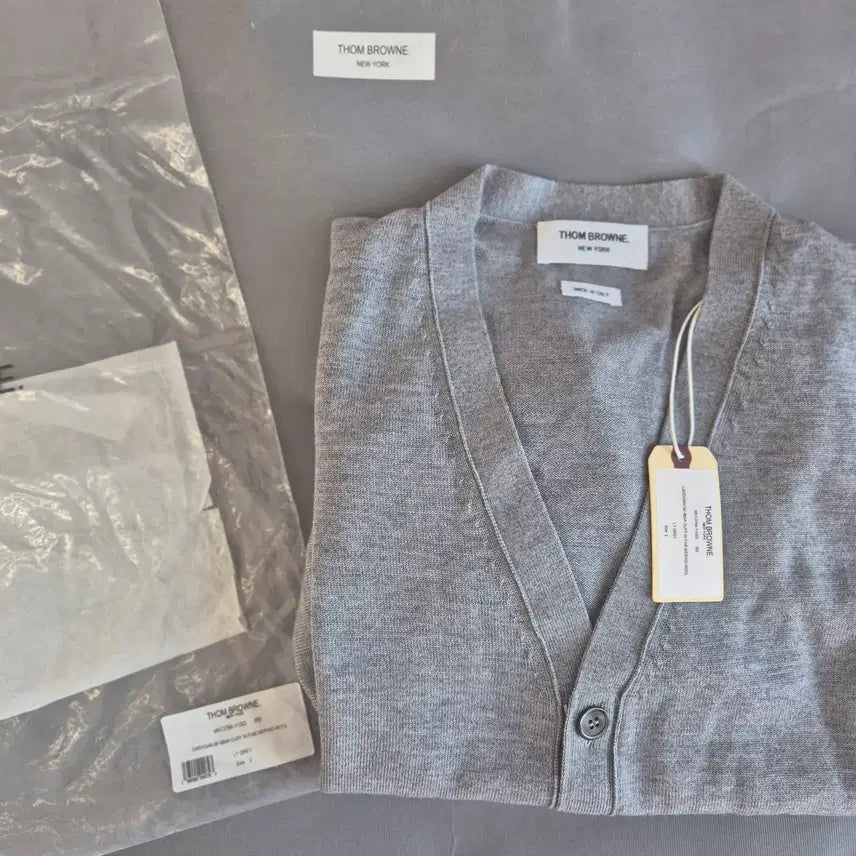 [BUNJANG] Thom Browne Diagonal Cuff Cardigan (Size 2) / [당일발송/N등급] 새상품 톰브라운 사선 커프 가디건 2사이즈