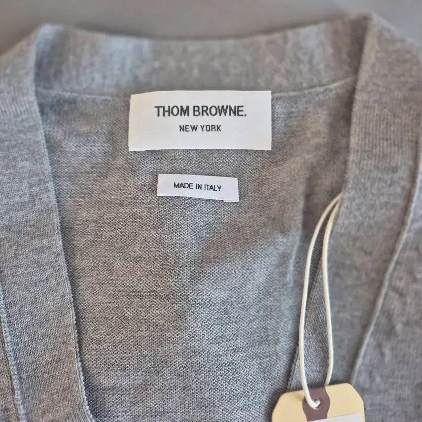 [BUNJANG] Thom Browne Diagonal Cuff Cardigan (Size 2) / [당일발송/N등급] 새상품 톰브라운 사선 커프 가디건 2사이즈