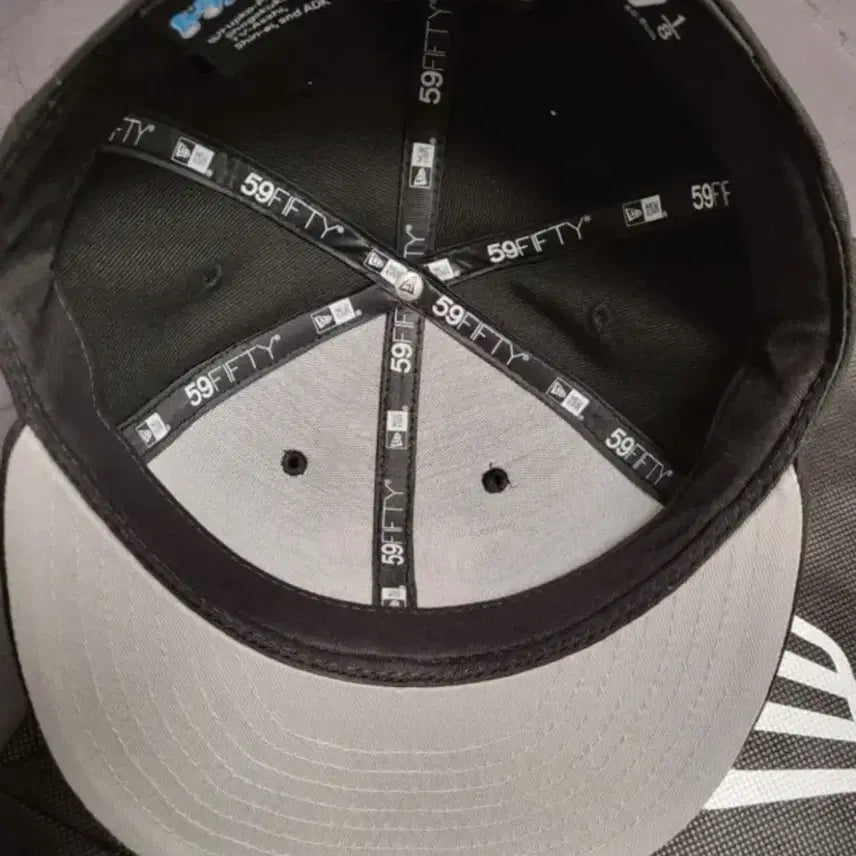 [BUNJANG] New Era Doraemon 59Fifty Black Cap / 뉴에라 도라에몽 59fifty 블랙 7 1/8