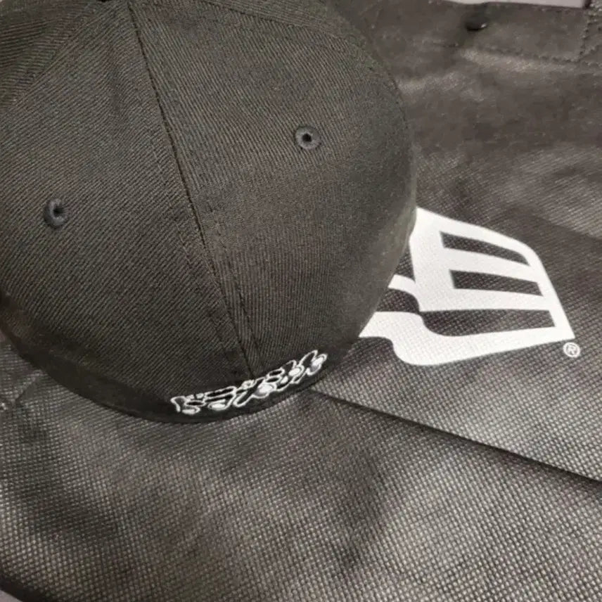 [BUNJANG] New Era Doraemon 59Fifty Black Cap / 뉴에라 도라에몽 59fifty 블랙 7 1/8