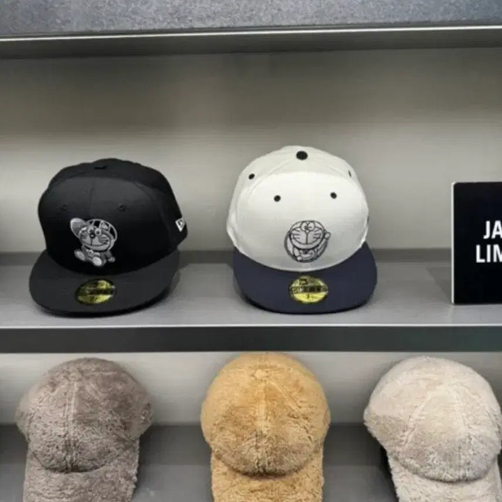 [BUNJANG] New Era Doraemon 59Fifty Black Cap / 뉴에라 도라에몽 59fifty 블랙 7 1/8