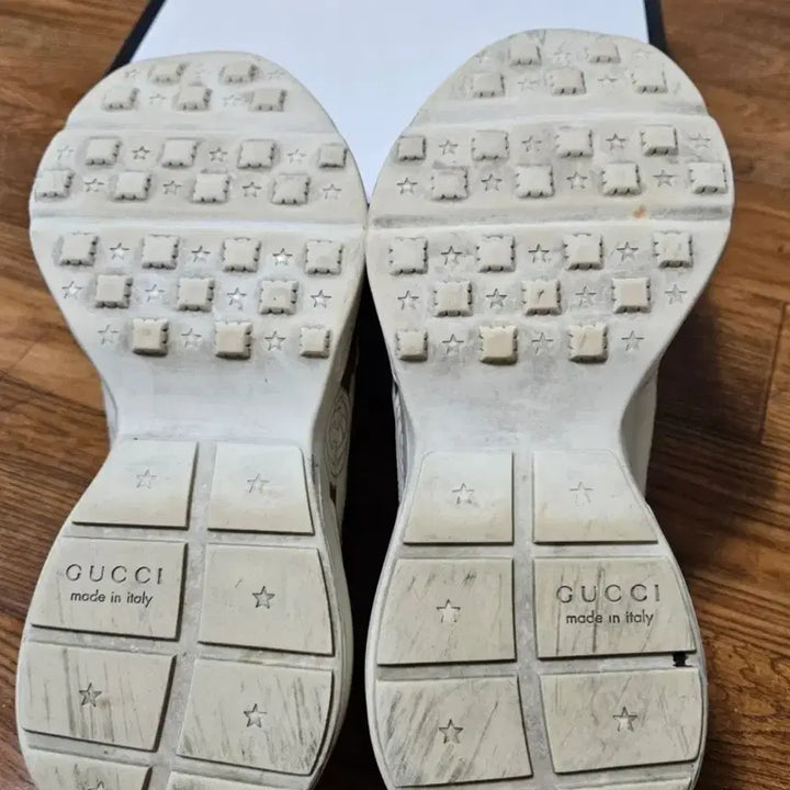 [BUNJANG] Gucci Rhyton Sneakers / 구찌라이톤