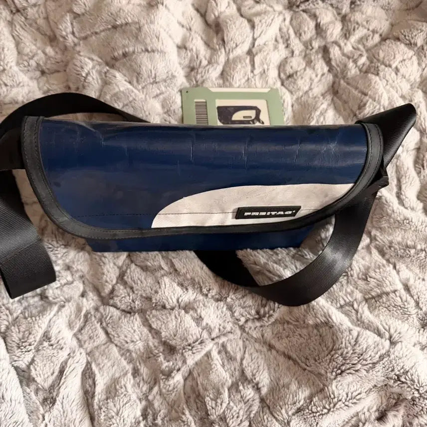 [BUNJANG] Five-O Shoulder Bag / 하와이파이브 오 가방