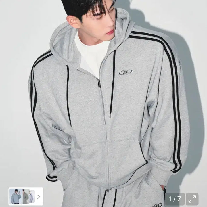 [BUNJANG] BORN TO WIN Chrome B Hoodie Zip-up / 본투윈 크롬B 후드 집업 (2 size)