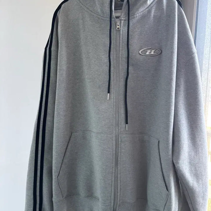 [BUNJANG] BORN TO WIN Chrome B Hoodie Zip-up / 본투윈 크롬B 후드 집업 (2 size)