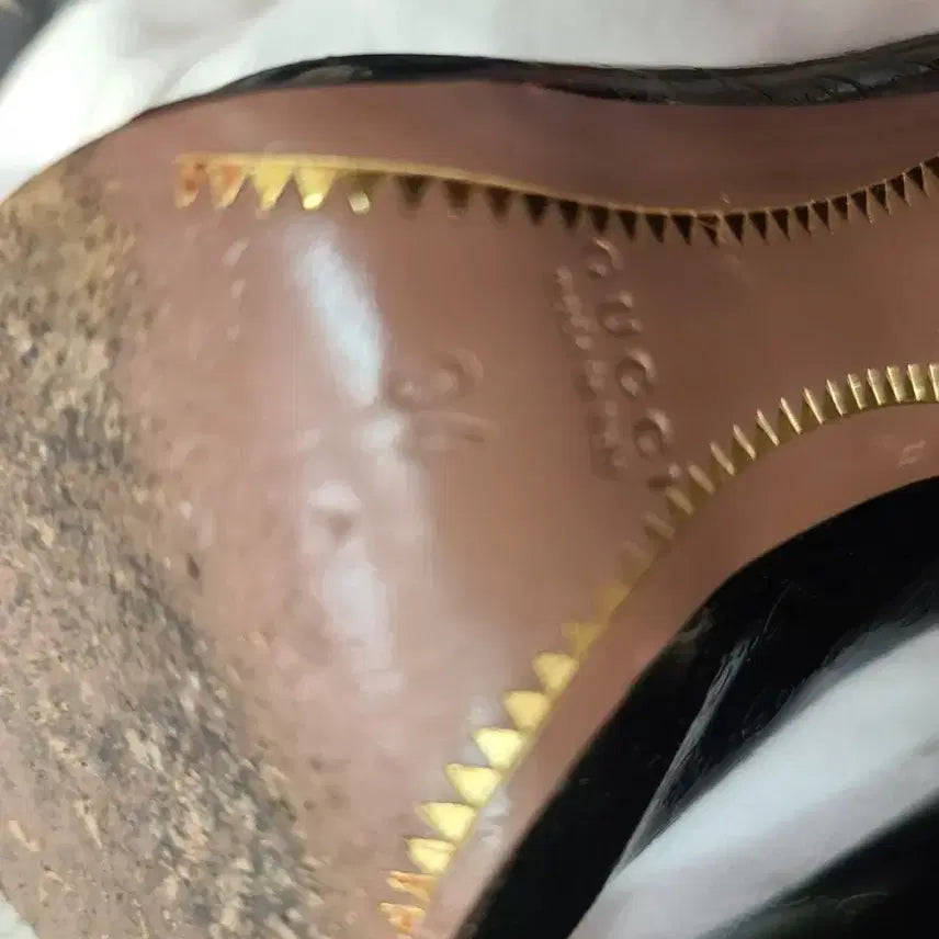 [BUNJANG] Gucci Black High Heel Pumps / 구찌 블랙 하이힐34