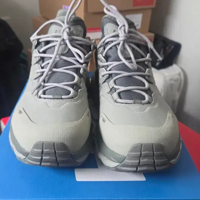 [SOLD OUT] 호카 카하 2 로우 GTX 여성용
