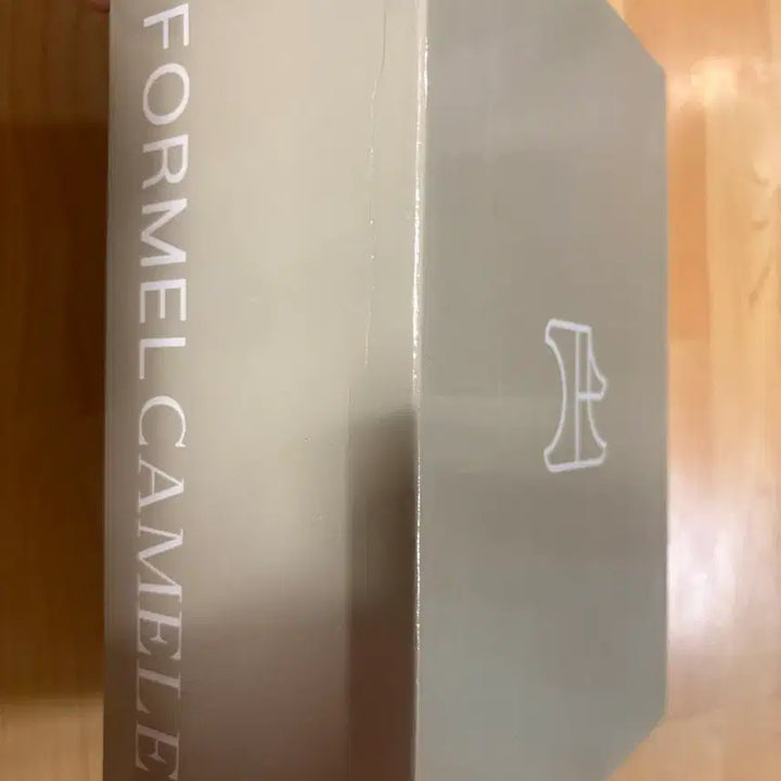 [BUNJANG] Pommel Chamele Women's Sneakers Black / 포멜 카멜레 여성 스니커즈 블랙 235