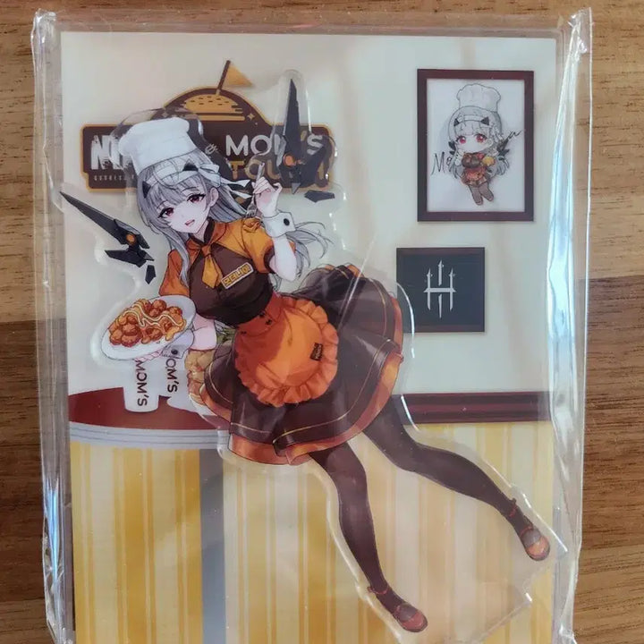 [BUNJANG] NIKKE x Mom's Touch Modernia Acrylic Stand / 니케 맘스터치 콜라보 굿즈 모더니아 아크릴 스탠드 판매합니다