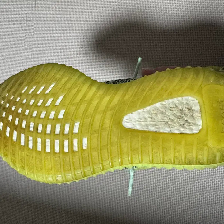 [BUNJANG] Adidas Yeezy Boost 350 V2 Isreal / 아디다스 이지부스트350 V2 이즈릴