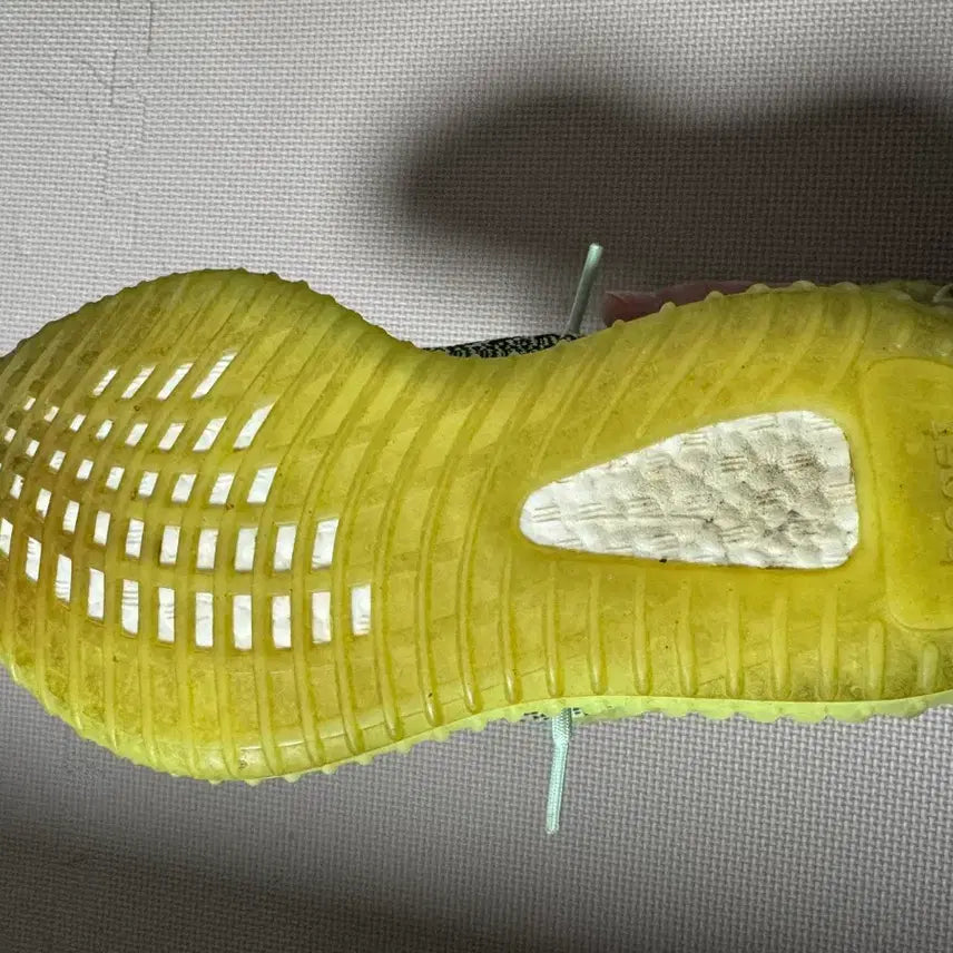 [BUNJANG] Adidas Yeezy Boost 350 V2 Isreal / 아디다스 이지부스트350 V2 이즈릴